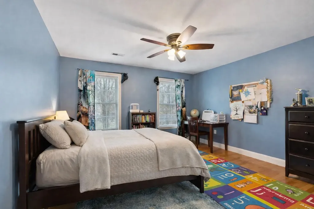 21 Edinburgh Road Windham NH 03087