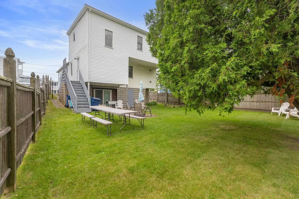 13 Ocean Boulevard Hampton NH 03842