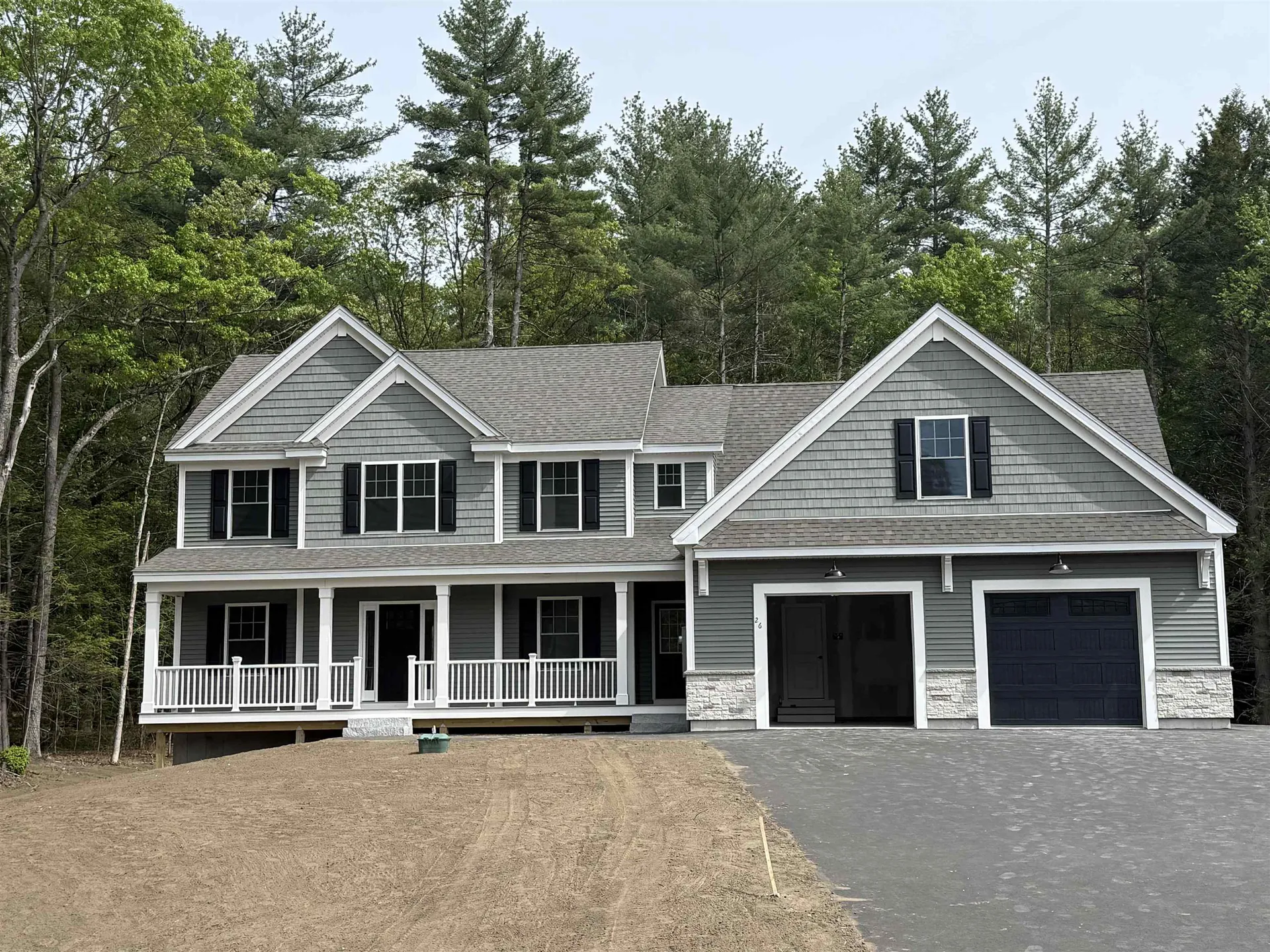 26 Tallarico Street Litchfield NH 03052