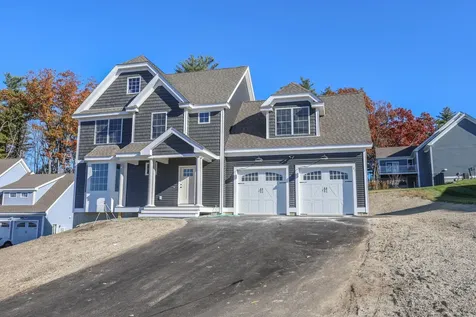 26 Tallarico Street Litchfield NH 03052