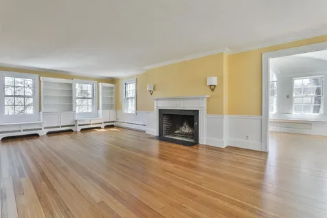 73 Berkeley Street Nashua NH 03064