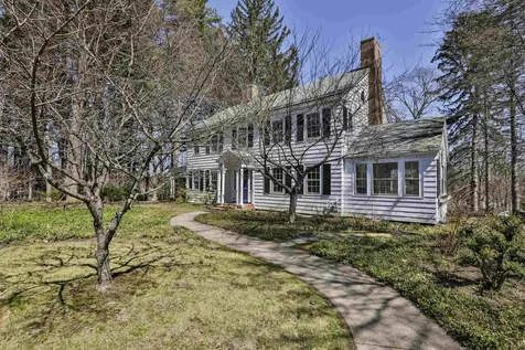 73 Berkeley Street Nashua NH 03064