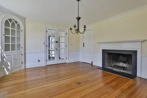 73 Berkeley Street Nashua NH 03064