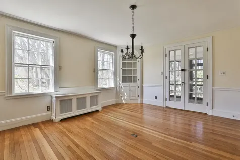 73 Berkeley Street Nashua NH 03064