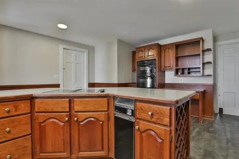 73 Berkeley Street Nashua NH 03064