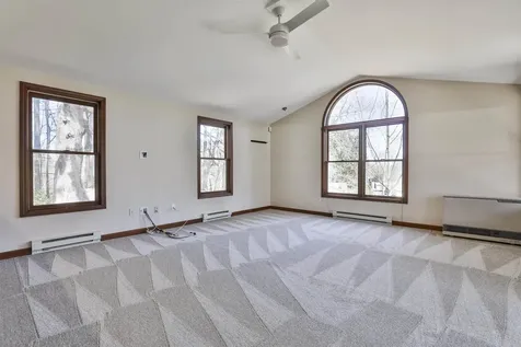 73 Berkeley Street Nashua NH 03064