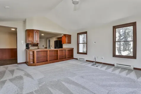 73 Berkeley Street Nashua NH 03064