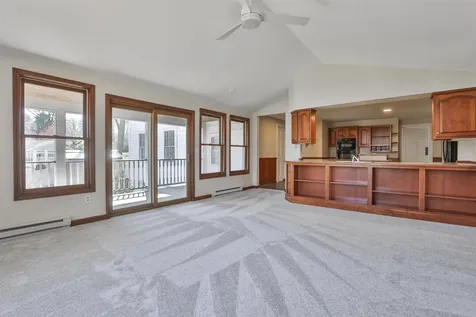 73 Berkeley Street Nashua NH 03064