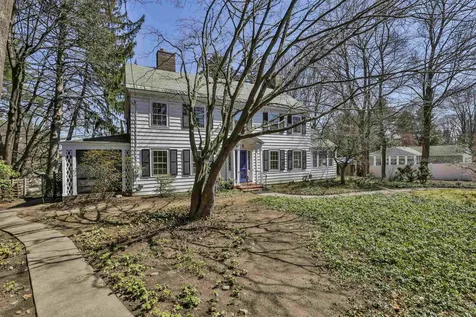 73 Berkeley Street Nashua NH 03064