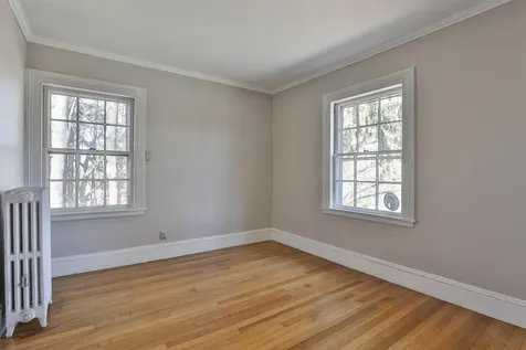 73 Berkeley Street Nashua NH 03064