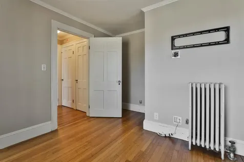 73 Berkeley Street Nashua NH 03064