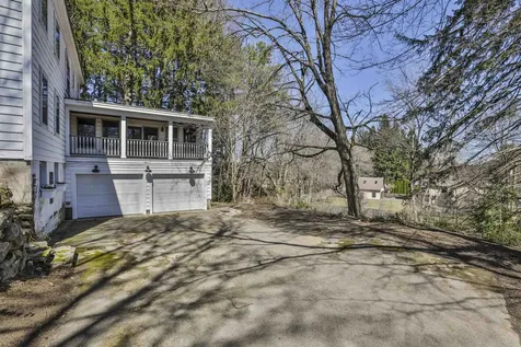 73 Berkeley Street Nashua NH 03064