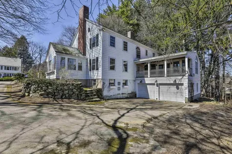 73 Berkeley Street Nashua NH 03064