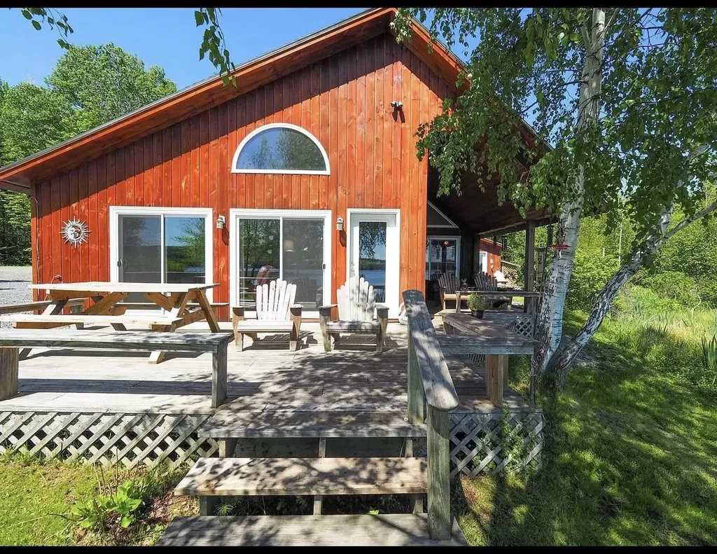 391 West Shore Road Glover VT 05875