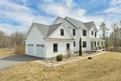 453 Maple Street Hopkinton NH 03229