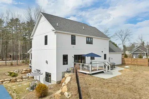 453 Maple Street Hopkinton NH 03229