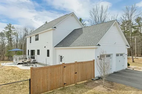 453 Maple Street Hopkinton NH 03229