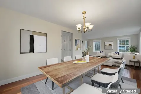 7 Leaor Circle Hudson NH 03051