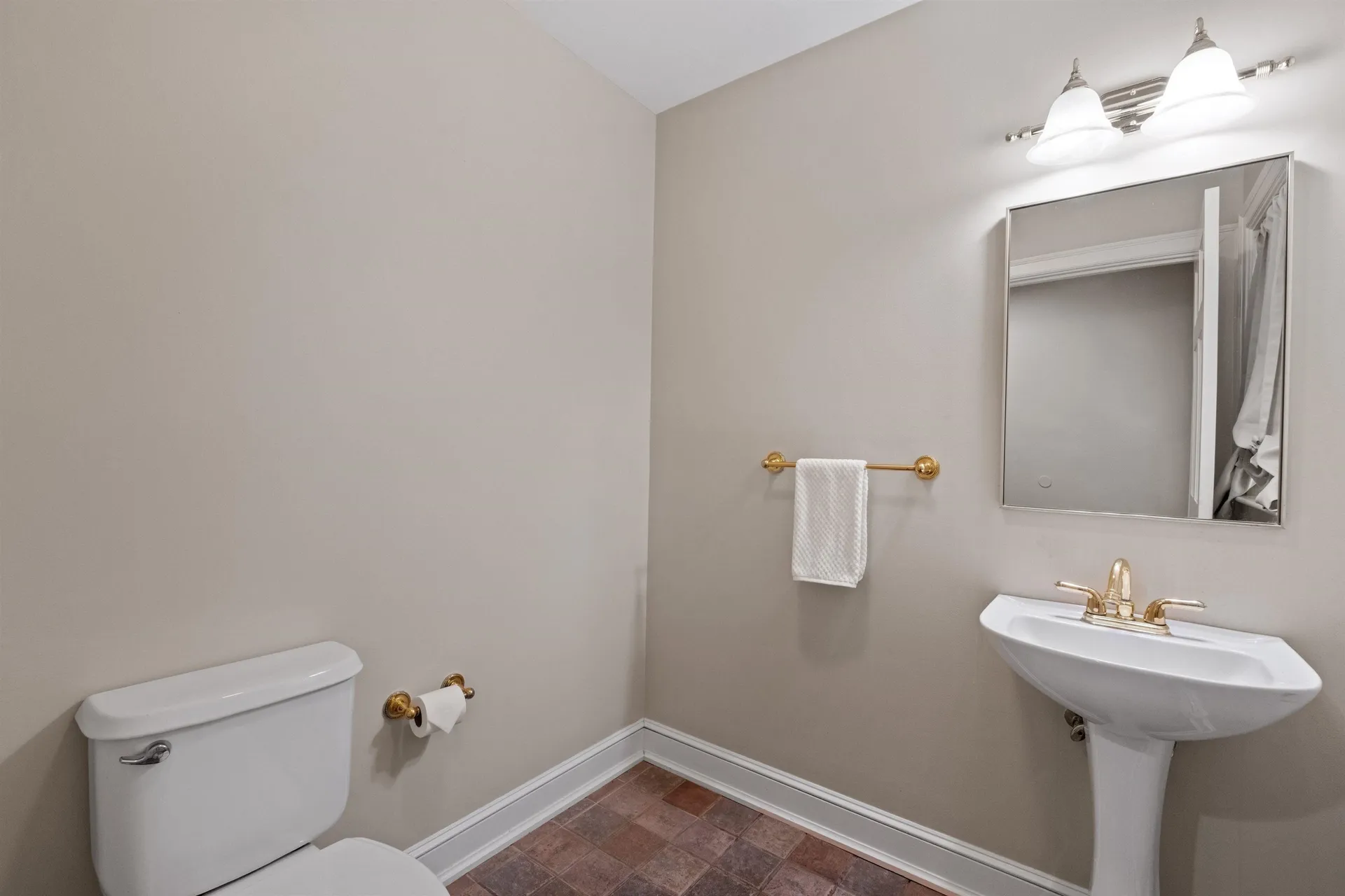 211 Hedgerose Lane Hopkinton NH 03229