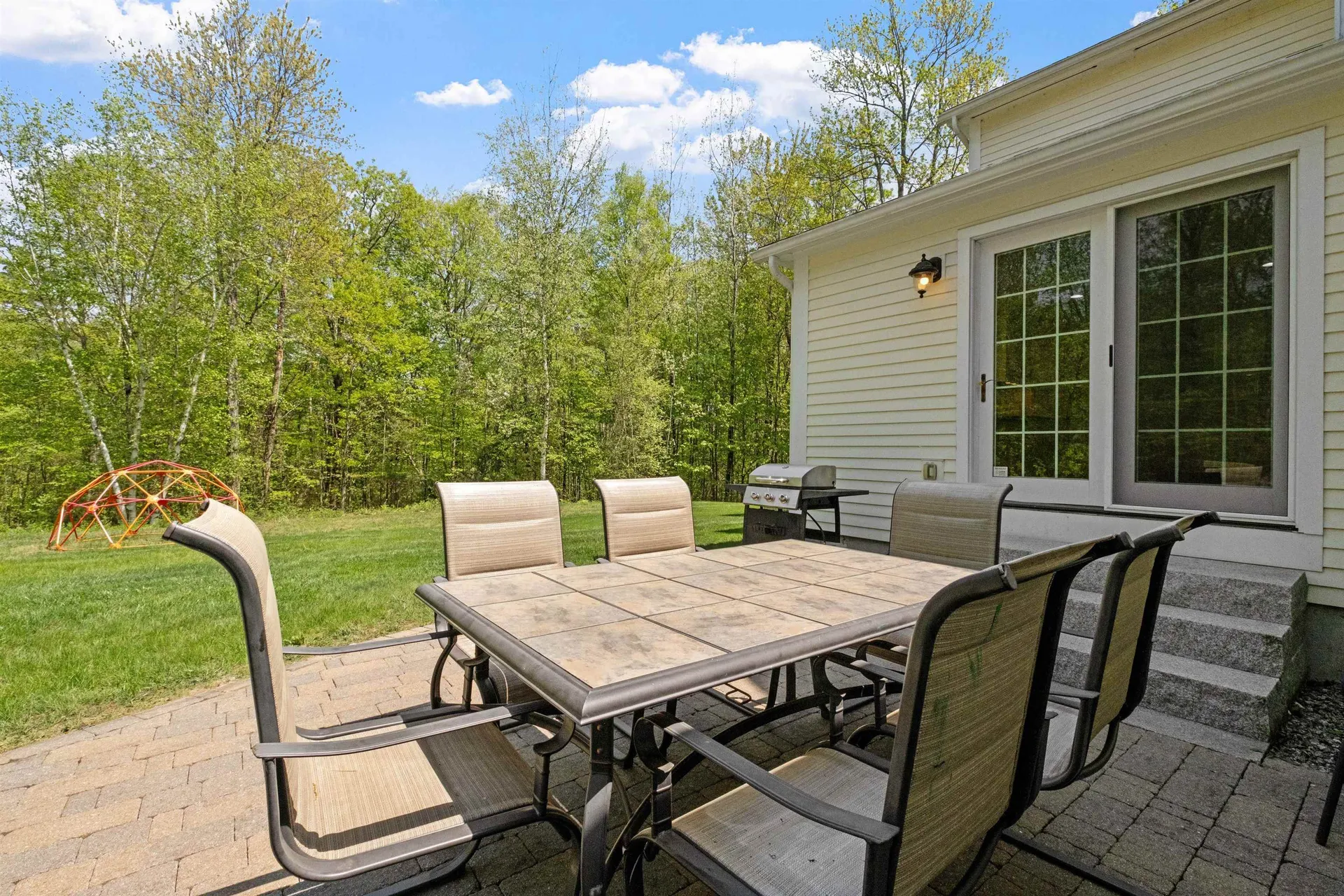 211 Hedgerose Lane Hopkinton NH 03229