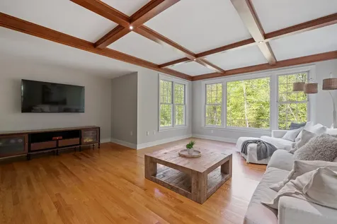 211 Hedgerose Lane Hopkinton NH 03229