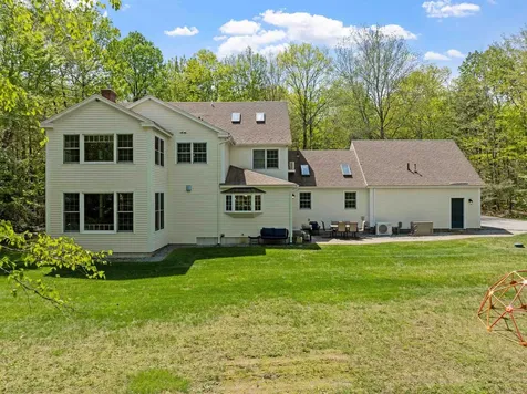 211 Hedgerose Lane Hopkinton NH 03229