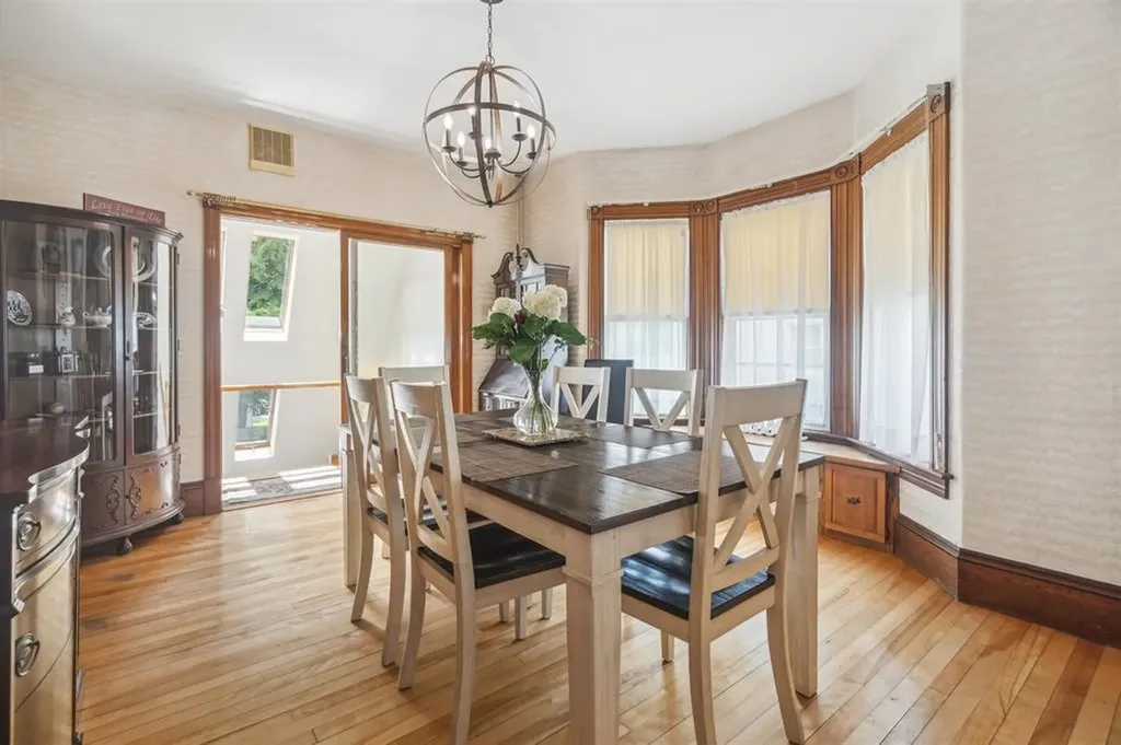 73 Gilford Avenue Laconia NH 03246