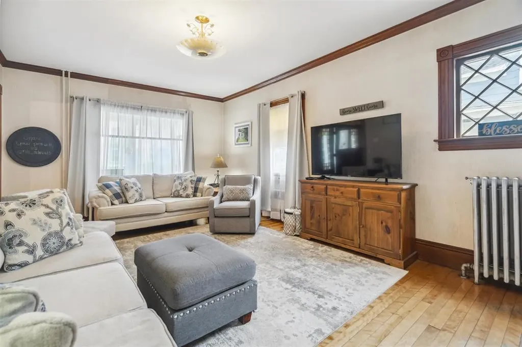 73 Gilford Avenue Laconia NH 03246