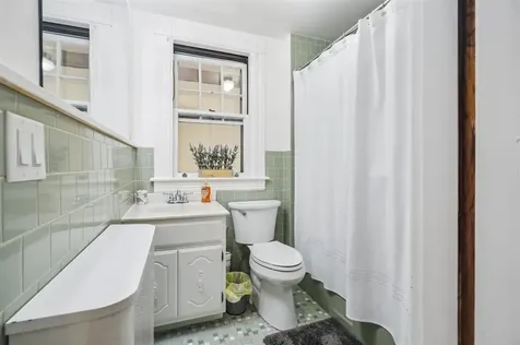 73 Gilford Avenue Laconia NH 03246