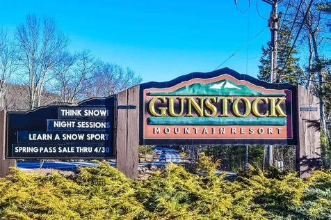 73 Gilford Avenue Laconia NH 03246