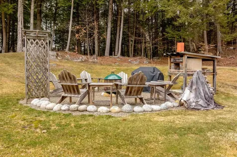 212 West Fairlee Road Thetford VT 05045