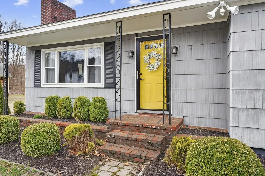 39 Rolfe Street Concord NH 03303