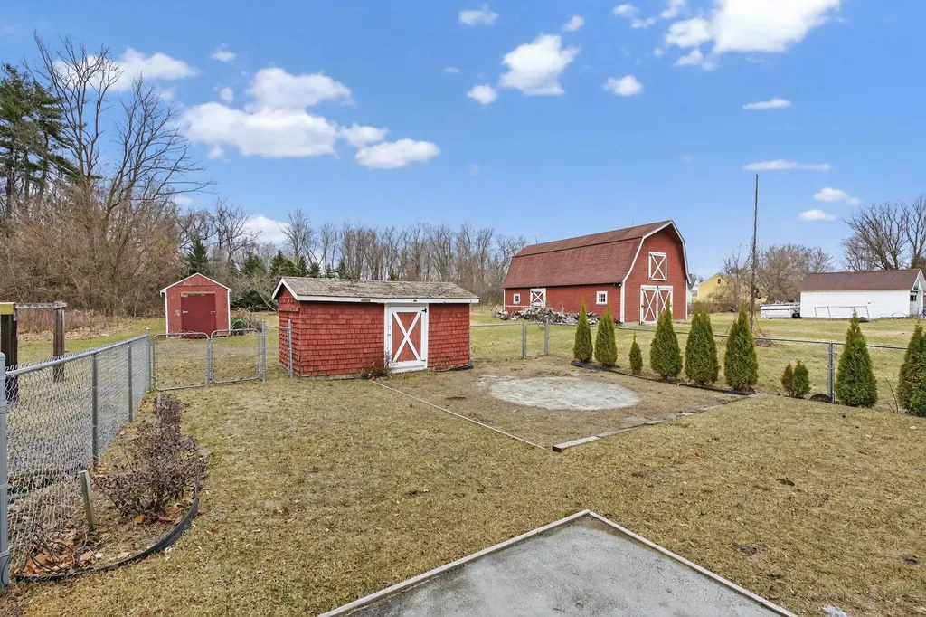 39 Rolfe Street Concord NH 03303