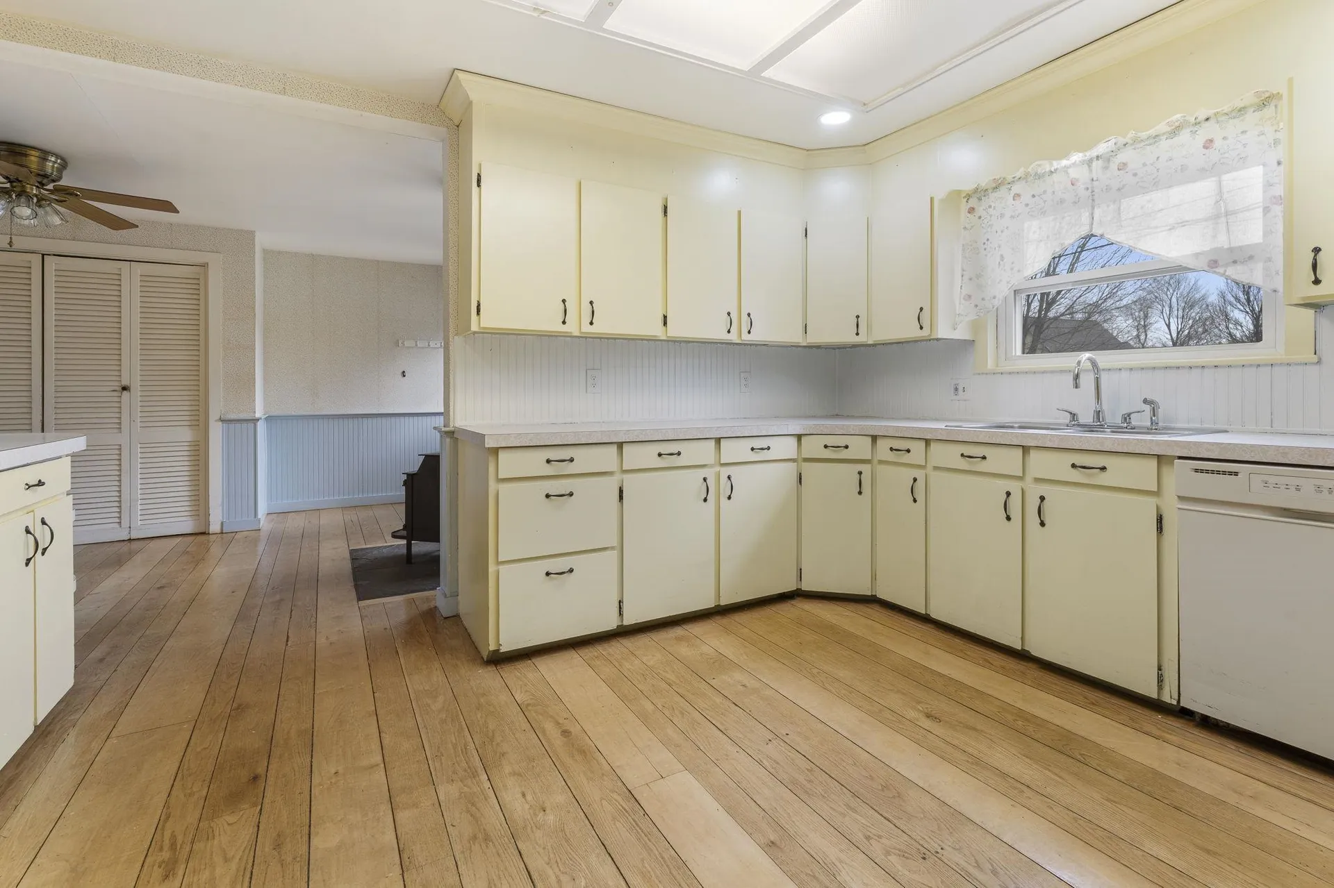 39 Rolfe Street Concord NH 03303