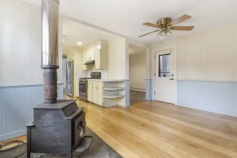 39 Rolfe Street Concord NH 03303