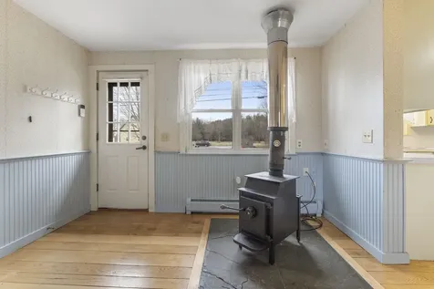 39 Rolfe Street Concord NH 03303