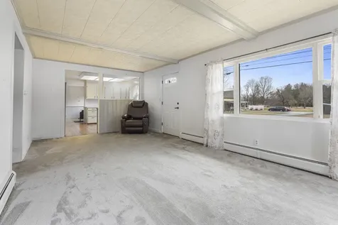 39 Rolfe Street Concord NH 03303