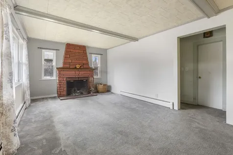 39 Rolfe Street Concord NH 03303