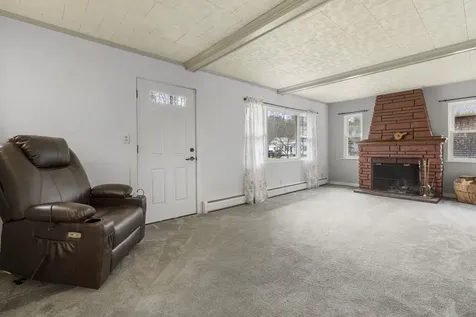 39 Rolfe Street Concord NH 03303