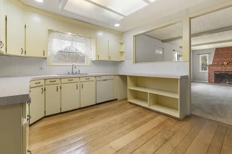 39 Rolfe Street Concord NH 03303