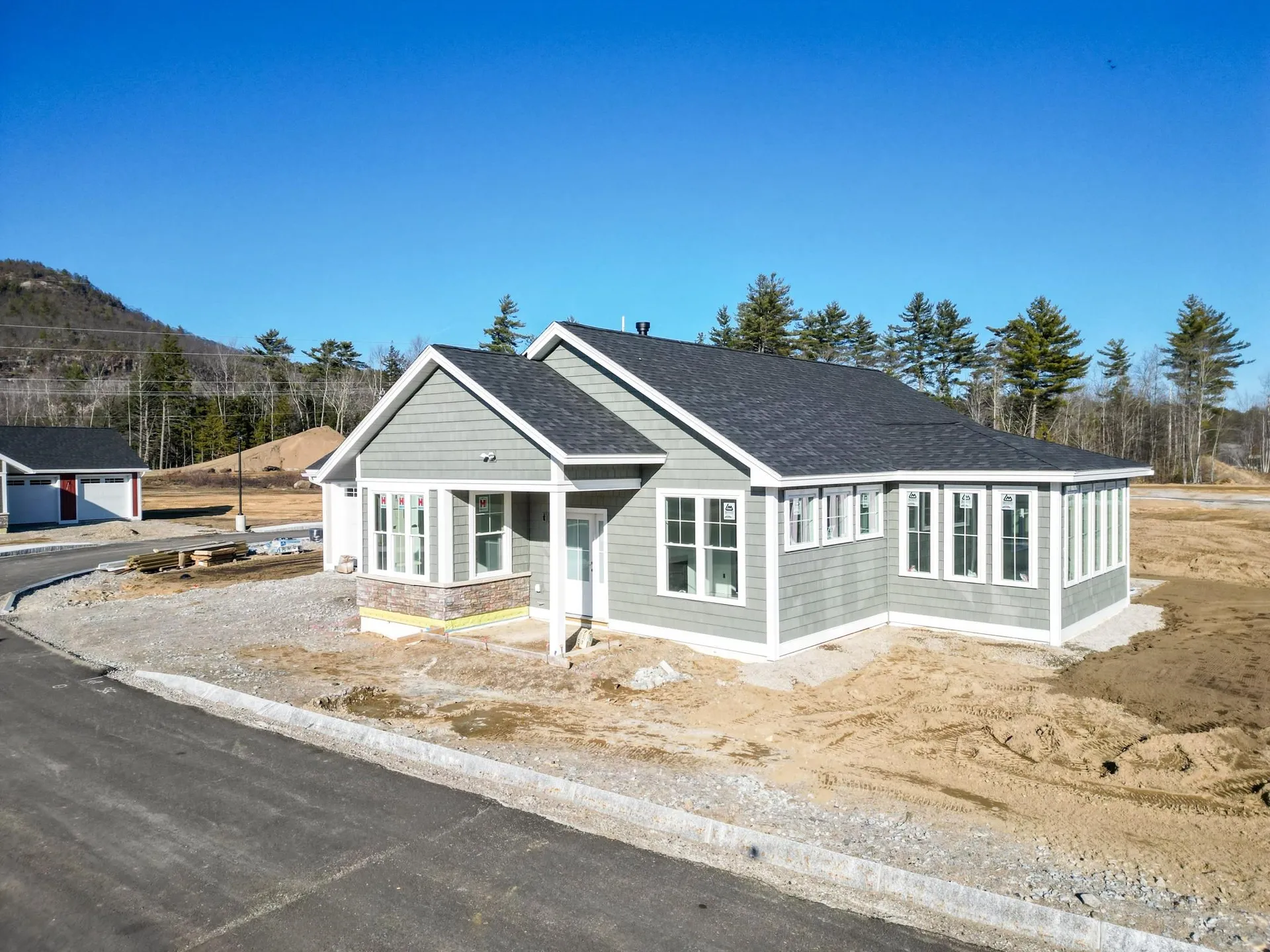 Conway NH, 52 Whispering Pines Place, Unit 17