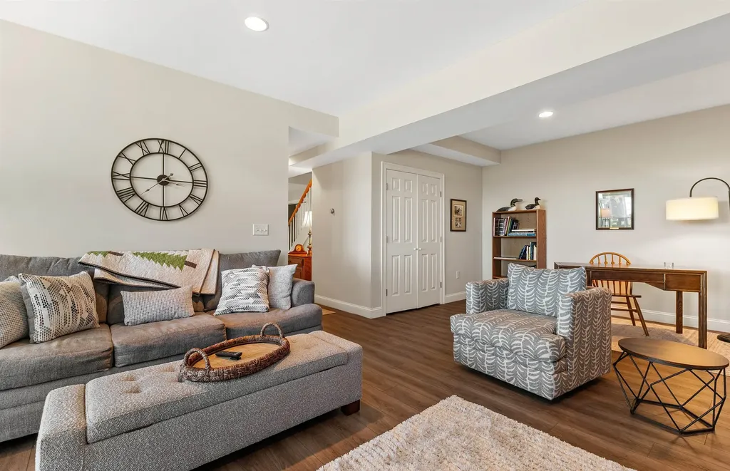 125 Trow Hill Road Sunapee NH 03782