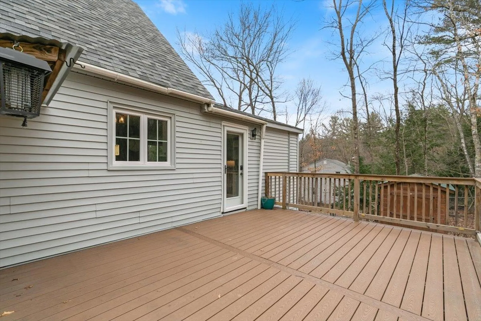 14 Schaefer Circle Hudson NH 03051