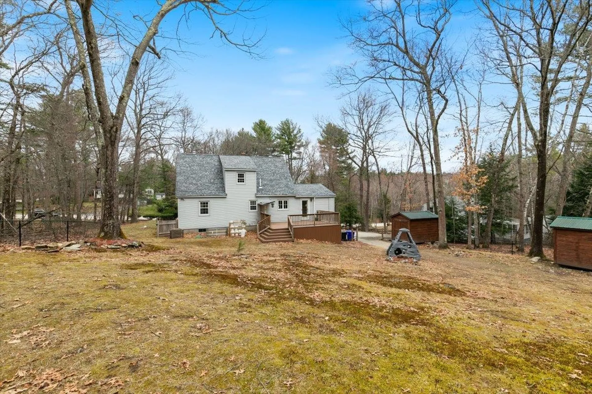 14 Schaefer Circle Hudson NH 03051