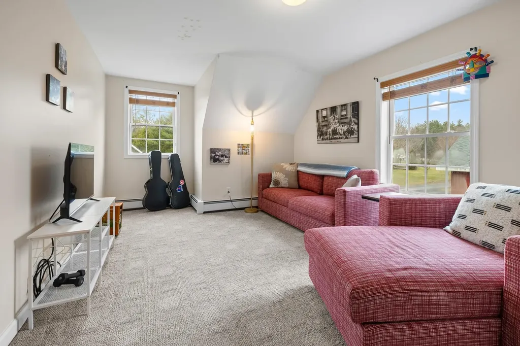 49 Limerick Lane Arlington VT 05250