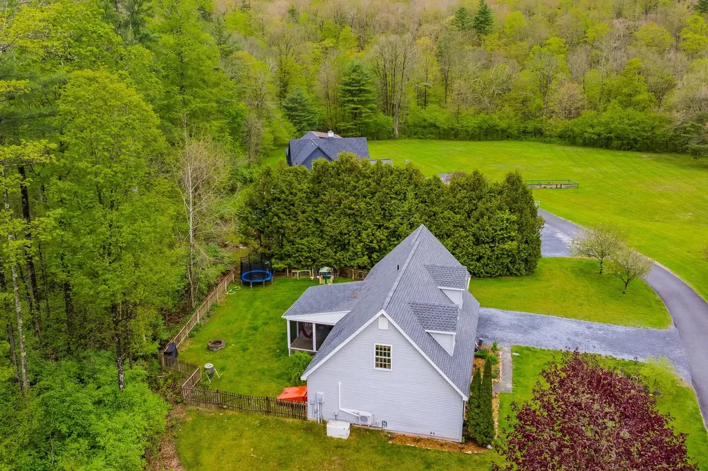 49 Limerick Lane Arlington VT 05250