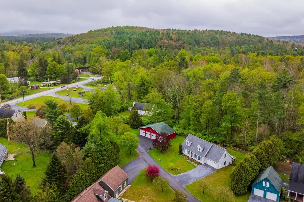 49 Limerick Lane Arlington VT 05250