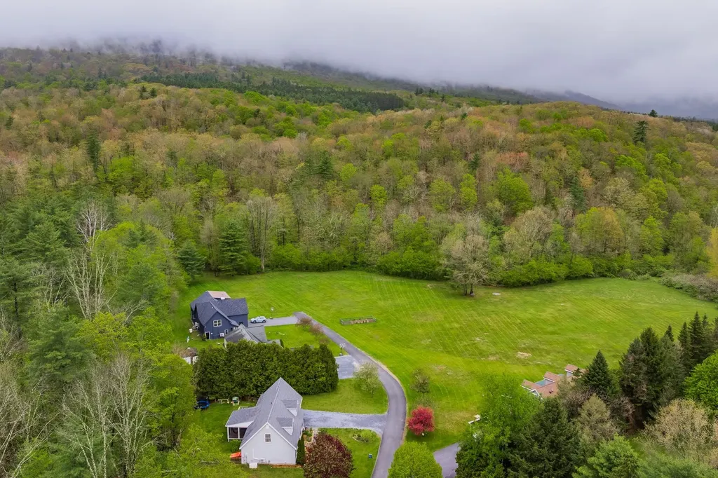 49 Limerick Lane Arlington VT 05250