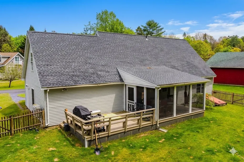 49 Limerick Lane Arlington VT 05250