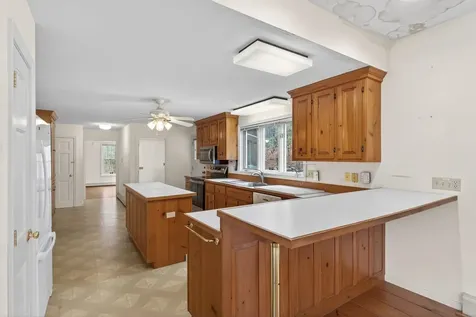 31 Gage Road Bedford NH 03110
